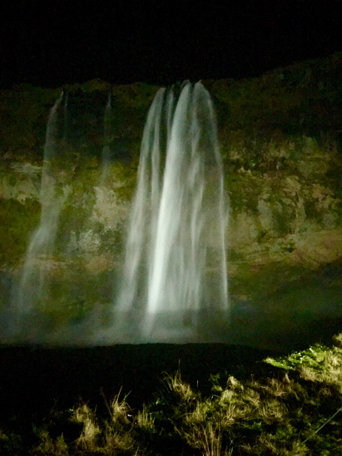 seljalandsfoss waterfall at night